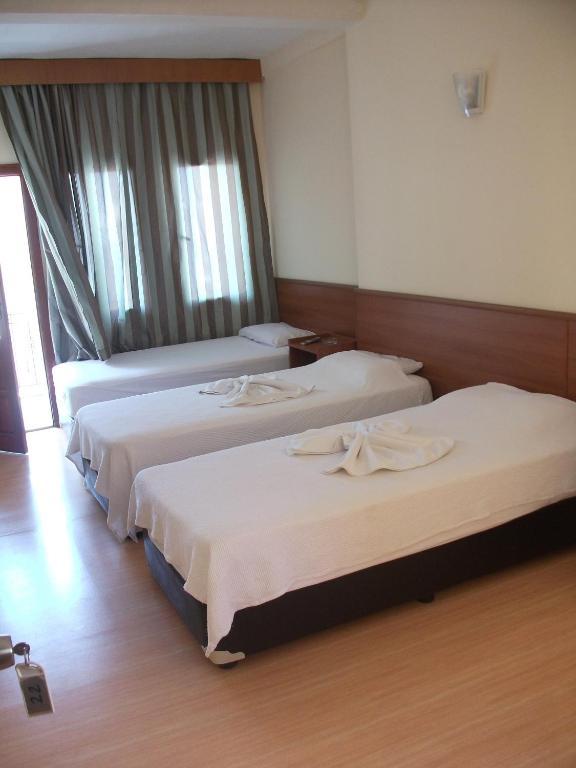 Tug Hotel Kuşadası Kamer foto