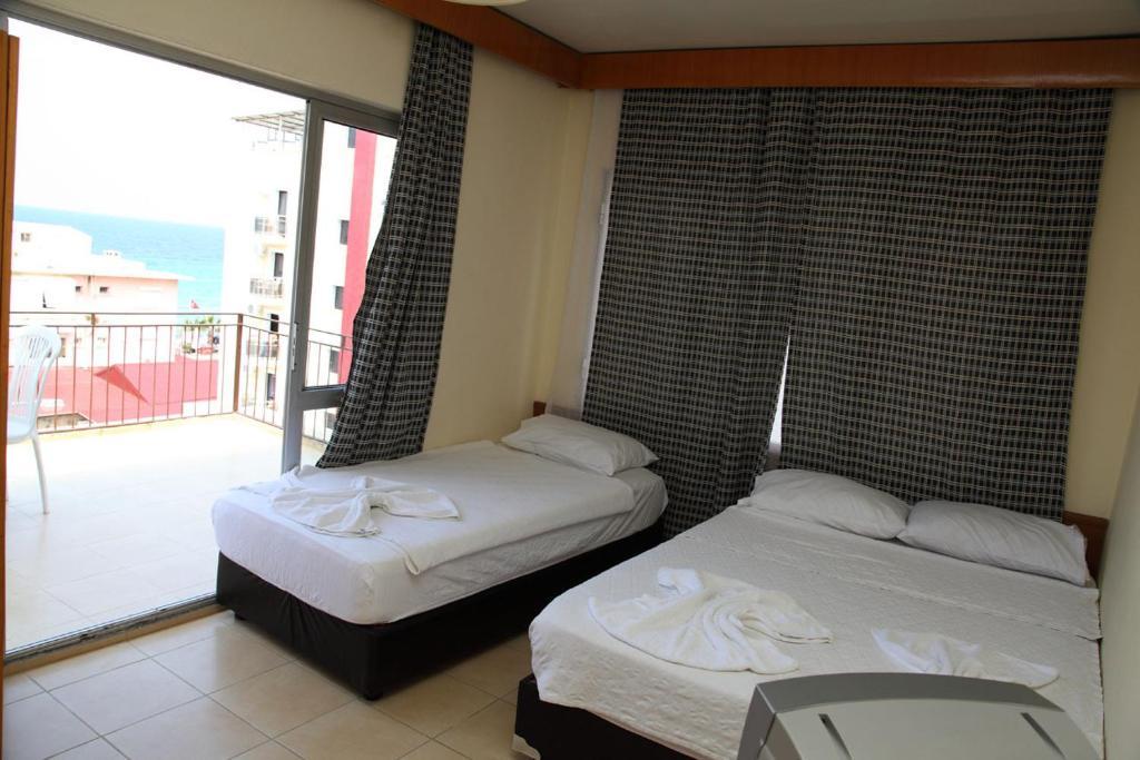 Tug Hotel Kuşadası Kamer foto