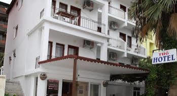 Tug Hotel Kuşadası Buitenkant foto